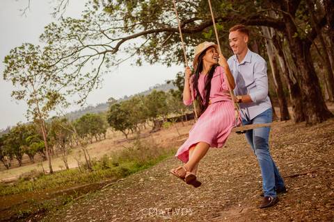 Inspiração e ideias criativas  ensaio fotográfico pré casamento de casal na Fazenda Quilombo
'