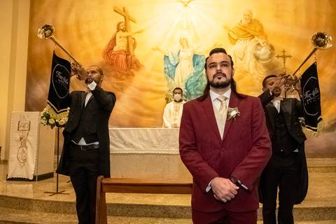 Inspiração e ideias criativas de fotos fotográfico de casamento cerimonia na Paróquia Santíssima Trindade
'