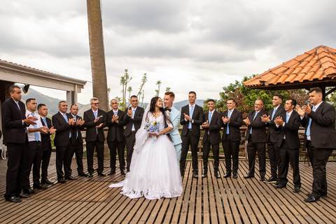 Inspiração e ideias criativas de fotos fotográfico de casamento com os padrinhos em Araçariguama - SP'