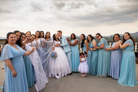 Inspiração e ideias criativas de fotos fotográfico de casamento com as madrinhas em Araçariguama - SP'