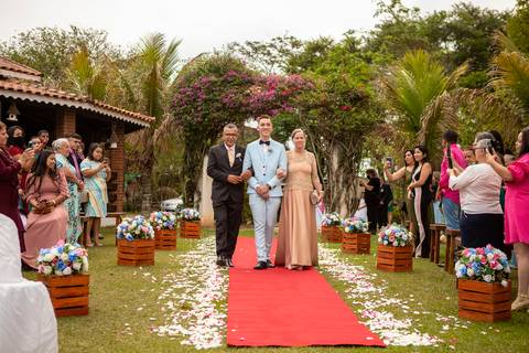 Inspiração e ideias criativas de fotos fotográfico de casamento entrada do noivo em Araçariguama - SP'