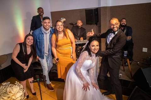 Inspiração e ideias criativas de fotos fotográfico de casamento na Igreja Assembleia de Deus 
'