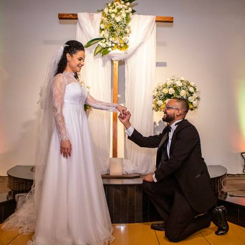 Inspiração e ideias criativas de fotos fotográfico de casamento na Igreja Assembleia de Deus 
'