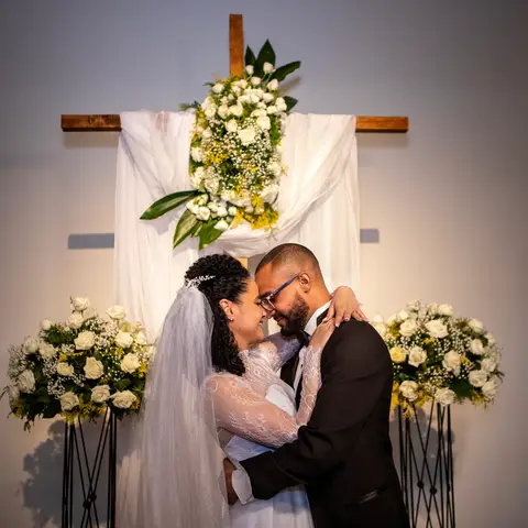 Inspiração e ideias criativas de fotos fotográfico de casamento na Igreja Assembleia de Deus 
'