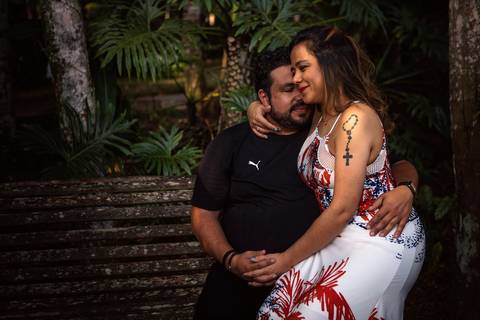 Inspiração e ideias criativas ensaio fotográfico pré casamento pré wedding de casal no Jardim Botânico - SP'