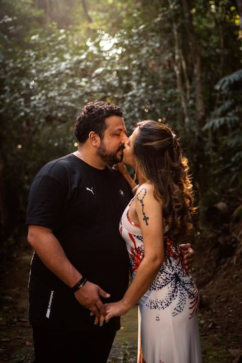 Inspiração e ideias criativas ensaio fotográfico pré casamento pré wedding de casal no Jardim Botânico - SP'