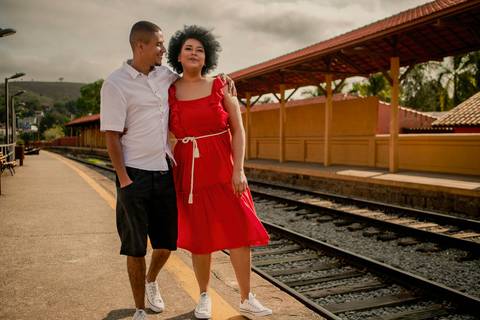 Inspiração e ideias criativas  ensaio fotográfico pré casamento de casal em Guararema - SP'