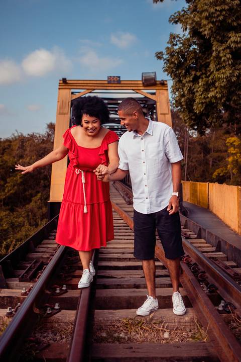 Inspiração e ideias criativas  ensaio fotográfico pré casamento de casal em Guararema - SP'