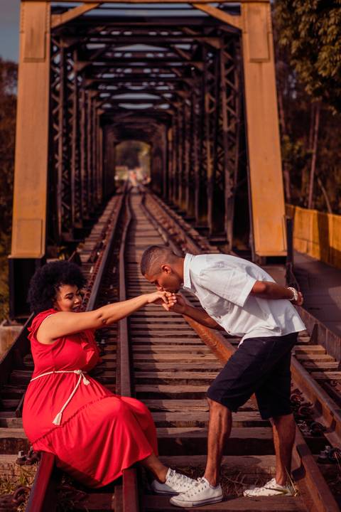 Inspiração e ideias criativas  ensaio fotográfico pré casamento de casal em Guararema - SP'