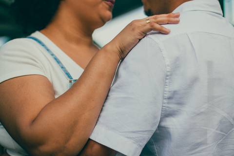 Inspiração e ideias criativas  ensaio fotográfico pré casamento de casal em Guararema - SP'