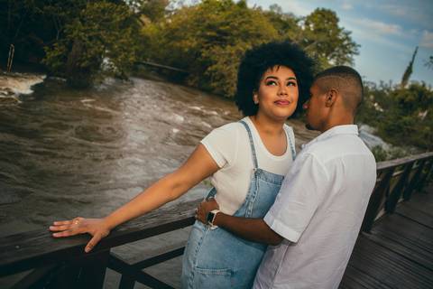 Inspiração e ideias criativas  ensaio fotográfico pré casamento de casal em Guararema - SP'