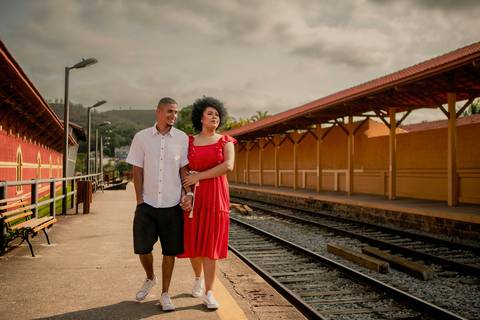 Inspiração e ideias criativas  ensaio fotográfico pré casamento de casal em Guararema - SP'