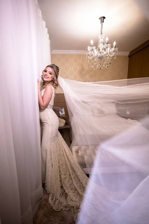 Inspiração e ideias criativas de fotos fotográfico de Making Of da noiva no Espaço Ateliê Cristiane Bastos Makeup
Ateliê Cristiane Bastos Makeup'