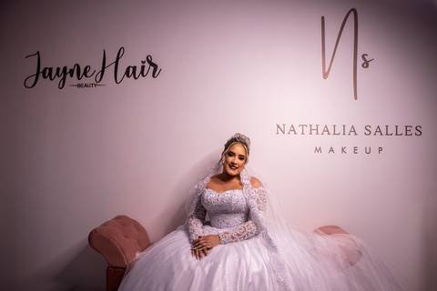 Inspiração e ideias criativas de fotos fotográfico de Making Of da noiva no espaço Nathalia Salles e Jayne Hair '