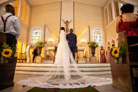 Inspiração e ideias criativas de fotos fotográfico de casamento na  Paróquia São Sebastião'