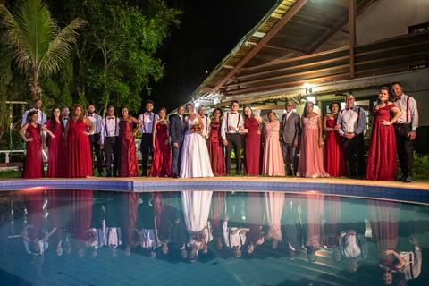 Inspiração e ideias criativas de fotos fotográfico de casamento fotos com os padrinhos na Chácara 3 Nascentes '