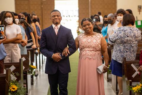 Inspiração e ideias criativas de fotos fotográfico de casamento na  Paróquia São Sebastião'