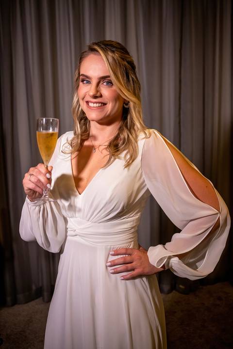 Inspiração e ideias criativas de fotos fotográfico de Making Of da noiva no Hotel Blue Tree Premium Alphaville'