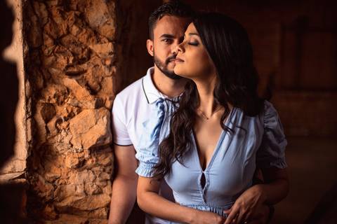 Inspiração e ideias criativas  ensaio fotográfico pré casamento de casal na Fazenda Ipanema-SP'