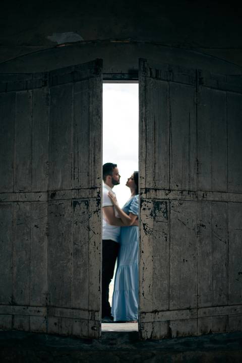 Inspiração e ideias criativas  ensaio fotográfico pré casamento de casal na Fazenda Ipanema-SP'