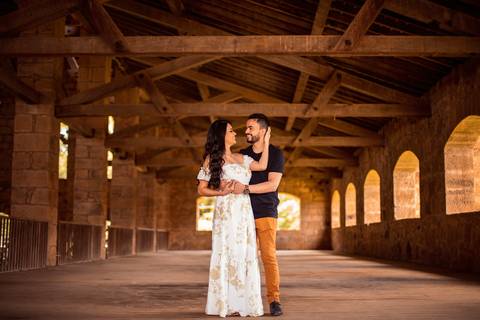Inspiração e ideias criativas  ensaio fotográfico pré casamento de casal na Fazenda Ipanema  Iperó - SP'
