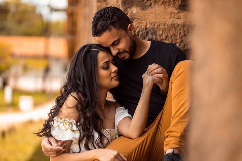 Inspiração e ideias criativas  ensaio fotográfico pré casamento de casal na Fazenda Ipanema-SP'