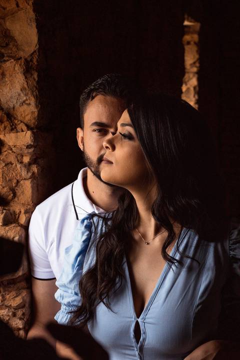 Inspiração e ideias criativas  ensaio fotográfico pré casamento de casal na Fazenda Ipanema-SP'