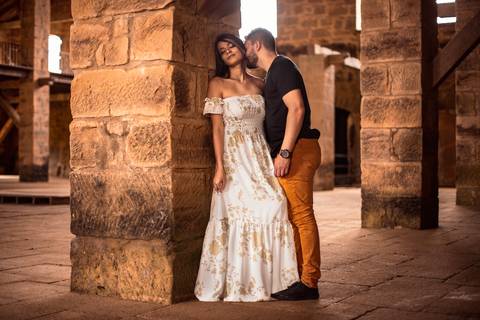 Inspiração e ideias criativas  ensaio fotográfico pré casamento de casal na Fazenda Ipanema-SP'