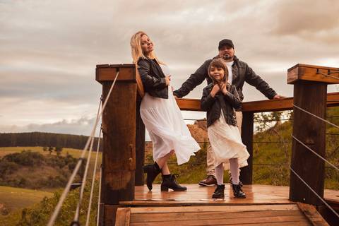 Inspiração e ideias criativas  ensaio fotográfico pré casamento de casal na Cabana Home - Araçoiaba da Serra - SP'