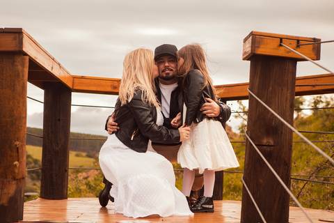 Inspiração e ideias criativas  ensaio fotográfico pré casamento de casal na Cabana Home - Araçoiaba da Serra - SP'