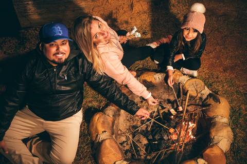 Inspiração e ideias criativas  ensaio fotográfico pré casamento de casal na Cabana Home - Araçoiaba da Serra - SP'
