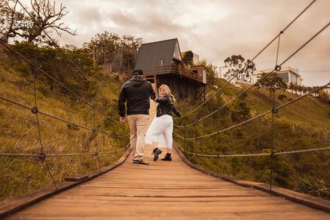 Inspiração e ideias criativas  ensaio fotográfico pré casamento de casal na Cabana Home - Araçoiaba da Serra - SP'