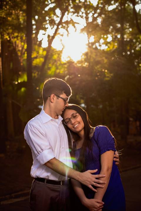 Inspiração e ideias criativas  ensaio fotográfico pré casamento de casal no Parque da Água Branca '