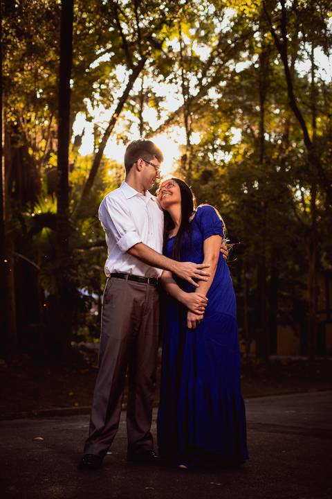 Inspiração e ideias criativas  ensaio fotográfico pré casamento de casal no Parque da Água Branca '