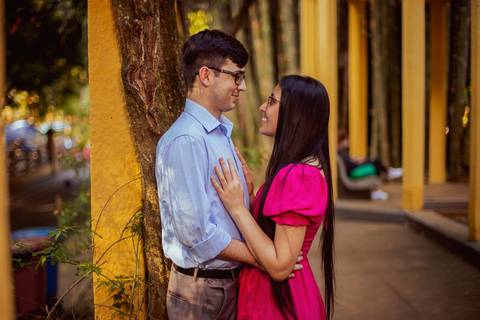 Inspiração e ideias criativas  ensaio fotográfico pré casamento de casal no Parque da Água Branca '