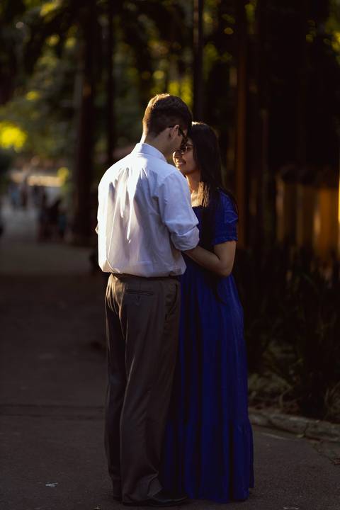 Inspiração e ideias criativas  ensaio fotográfico pré casamento de casal no Parque da Água Branca '