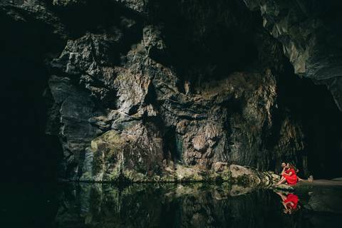 Inspiração e ideias criativas  ensaio fotográfico pré casamento de casal Gruta dos Anjos - Socorro - SP'