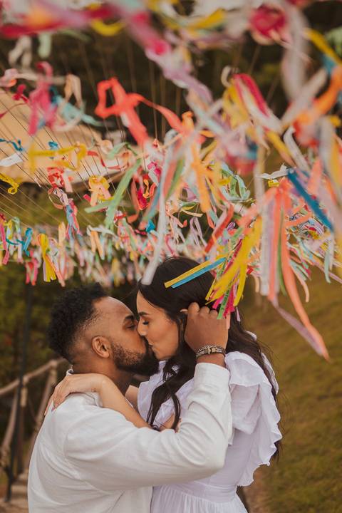 Inspiração e ideias criativas  ensaio fotográfico pré casamento de casal em São Roque - SP'