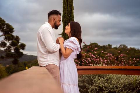 Inspiração e ideias criativas  ensaio fotográfico pré casamento de casal em São Roque - SP'