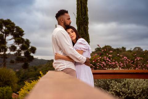 Inspiração e ideias criativas  ensaio fotográfico pré casamento de casal em São Roque - SP'