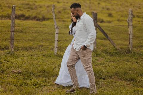 Inspiração e ideias criativas  ensaio fotográfico pré casamento de casal em São Roque - SP'