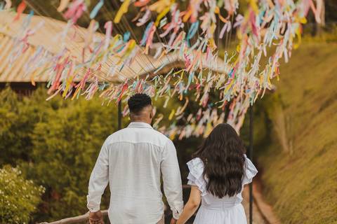 Inspiração e ideias criativas  ensaio fotográfico pré casamento de casal em São Roque - SP'