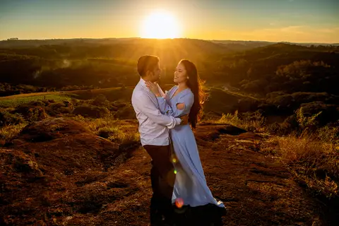 Inspiração e ideias criativas  ensaio fotográfico pré casamento de casal no Sítio das Borboletas'