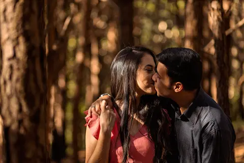Inspiração e ideias criativas  ensaio fotográfico pré casamento de casal no Sítio das Borboletas'