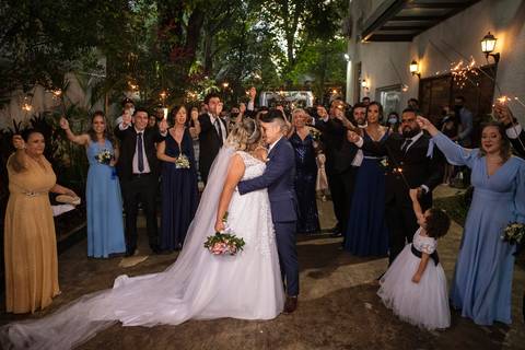 Inspiração e ideias criativas de fotos fotográfico de Making Of da noiva no Pavaneli Eventos - Butantã - SP'