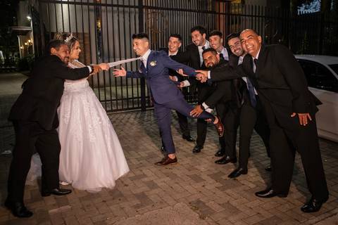 Inspiração e ideias criativas de fotos fotográfico de Making Of da noiva no Pavaneli Eventos - Butantã - SP'