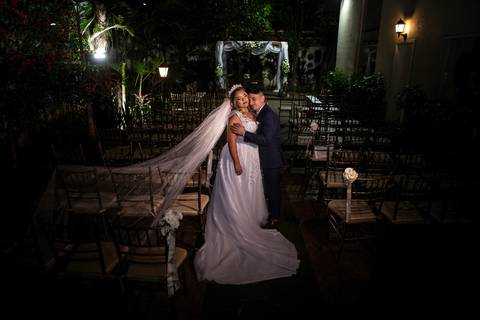 Inspiração e ideias criativas de fotos fotográfico de Making Of da noiva no Pavaneli Eventos - Butantã - SP'