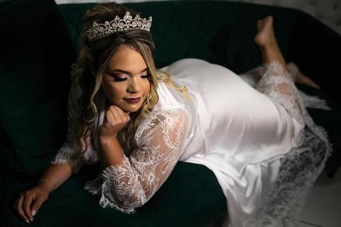 Inspiração e ideias criativas de fotos fotográfico de Making Of da noiva no Pavaneli Eventos - Butantã - SP'