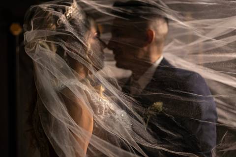 Inspiração e ideias criativas de fotos fotográfico de Making Of da noiva no Pavaneli Eventos - Butantã - SP'