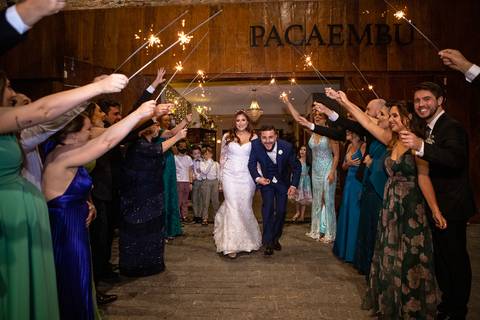 Inspiração e ideias criativas de fotos fotográfico de casamento no espaço Capela da PUC - Estação Pacaembu Eventos'